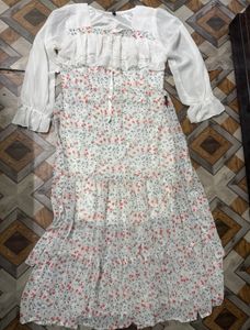 Elegant White Floral Tiered Maxi Dress – Feminine