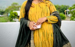 Yellow &amp; Green Tie-Dye Kurta Set