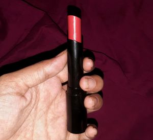 Zudio Red Crayon Lipstick