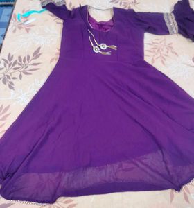 Elegant Purple Ethnic Gown