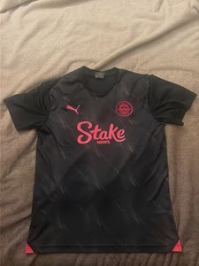 Puma Stake News T-Shirt jersey