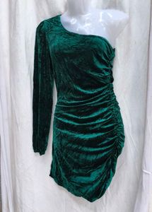 151812. Emerald Green One-Shoulder Ruched dress