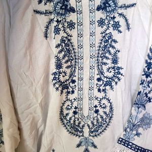 Elegant White &amp; Blue Kurta Set