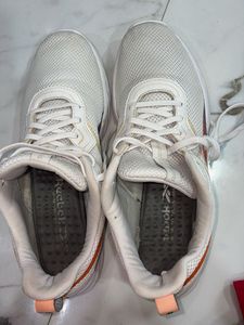 Reebok Sneakers