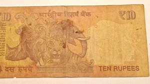 Rare ₹10 Fancy Number Note – 200300 Serial! 💵✨