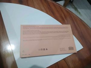 Huda Beauty Eyeshadow Palette