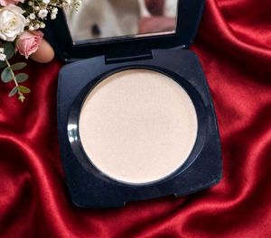 Luxury Pressed Powder Compact Shade pearl