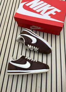 Nike Cortez brown