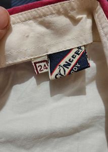 Sleeveless White &amp; Red Casual Shirt