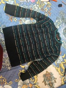 Stylish unisex sweaters for 6-8 years kids