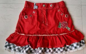 PEPPERMINT RED SKIRT 6-7 yr girls