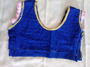 Blouse With laces
