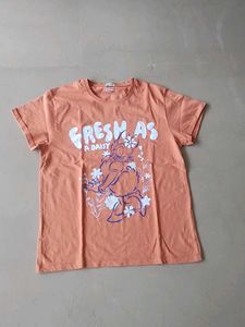 Cute Daisy Graphic Tee