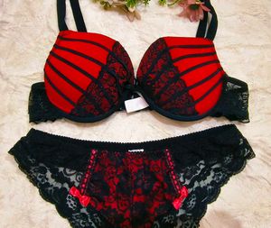 very sexy lace bra with beautiful thong👍