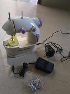 Portable Mini Sewing Machine