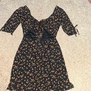 Chic Floral Print Mini Dress