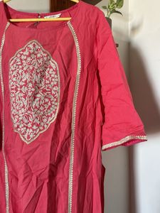 Laks*ita Amber  Embroidered Kurta