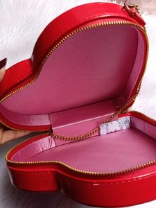 Charlotte tilbury red heart bag ♥️💕