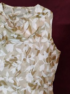 Cowl Neck Sleeveless Floral Top(Made in U.