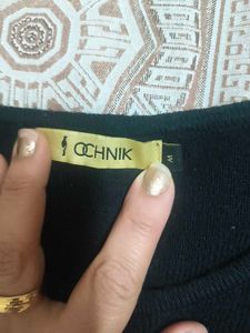 Love Graphic Sweater in Xl size for women