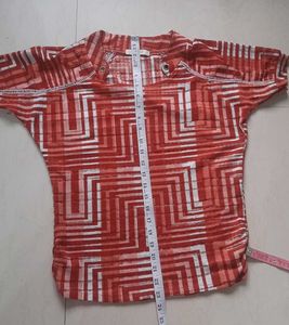 Unique Geometric Print Red Top