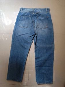 Distressed Blue Denim Jeans💙🪻