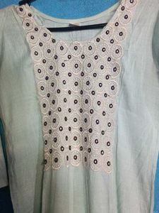 Elegant Pastel Green Kurta with Embroidery
