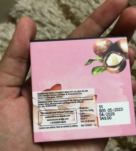 Berry Blush Faces Canada