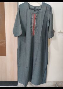 Elegant Grey Kurta with Embroidered Neckline