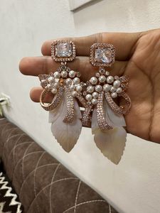 Earings