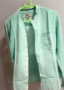 Men's Light Blue Collared Shirt