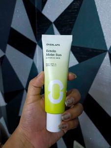 OVERLAPS Ectoin Moist Sun SPF50+