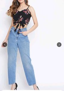 Floral Print Tie-Front Crop Top