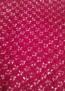 Maroon White Woolen Table Mat 32×32 Inch.