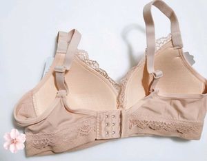 Comfortable Peach Lace Trim Bra