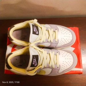 Nike Dunk Low Lilac Floral Sneakers