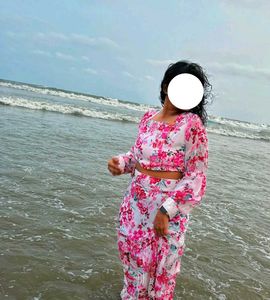 Ashnaina Co-ord Set . Perfect For Beach Wear.