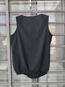 Vero Moda Black Sleeveless Top
