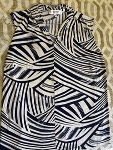 Chic Sleeveless Geometric Print Top
