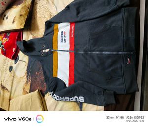 Superdry Hoodie - Stylish & Cozy