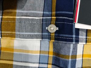 Tommy Hilfiger Plaid Button-Down Shirt