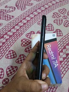 Redmi 7A(4G) (32gb/2gb)(Not Negotiable)