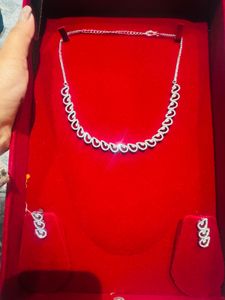 Elegant Necklace Set