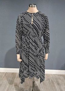 H&amp;M Striped Black &amp; White Dress