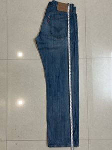Levi’s straight fit jeans