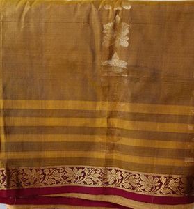 at 1 place 10 cm torn Elegant Mustard & Brown Stri