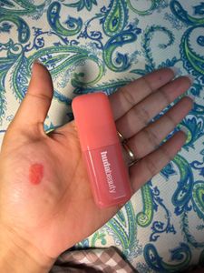 Huda Beauty Lipstick