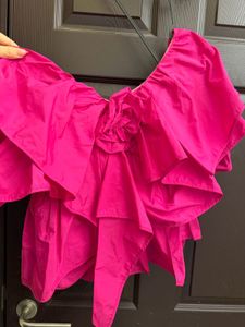 Chic One-Shoulder Ruffled Top
