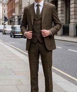 Men's Classic Brown Checked Blazer