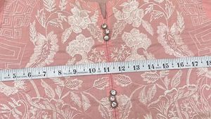 Elegant Pink Embroidered Kurta 🩷